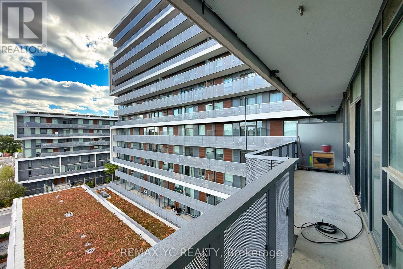 715 - 120 Varna Drive, Toronto, Ontario  M6A 0B3 - Photo 17 - C12474618