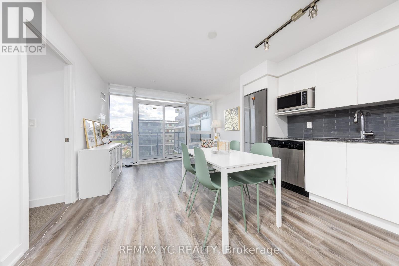 715 - 120 Varna Drive, Toronto, Ontario  M6A 0B3 - Photo 28 - C12474618