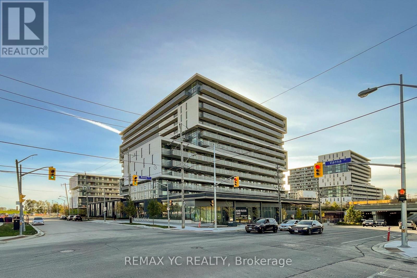715 - 120 Varna Drive, Toronto, Ontario  M6A 0B3 - Photo 2 - C12474618