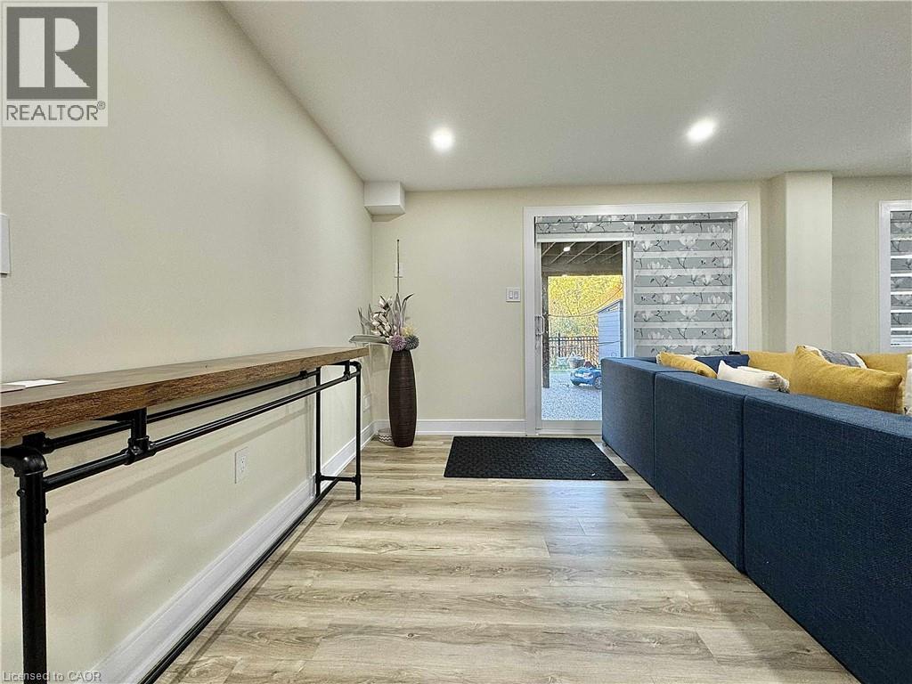 23 Mossgrove Drive Unit# Lower, Kitchener, Ontario  N2P 2Y8 - Photo 2 - 40780978