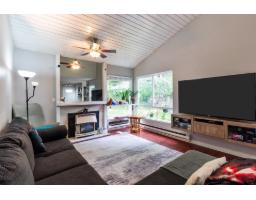 6217 E Greenside Drive, Surrey, Ca