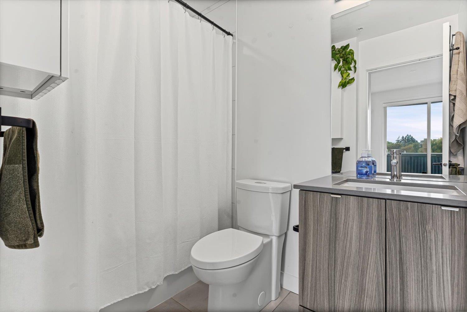 401 32838 Landeau Place, Abbotsford, British Columbia  V2S 0M6 - Photo 23 - R3060421