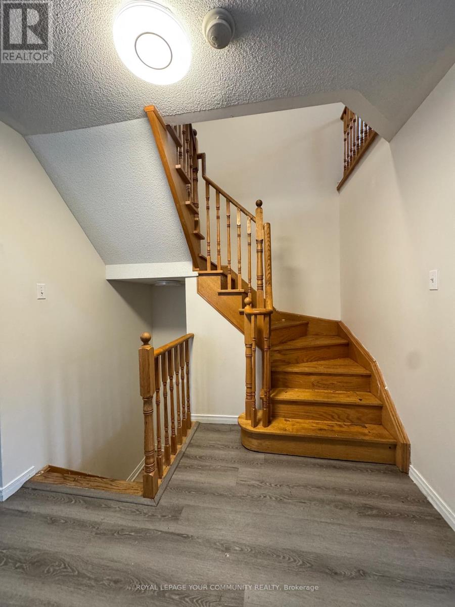 163 Flagstone Way, Newmarket, Ontario  L3X 2Z7 - Photo 12 - N12474702