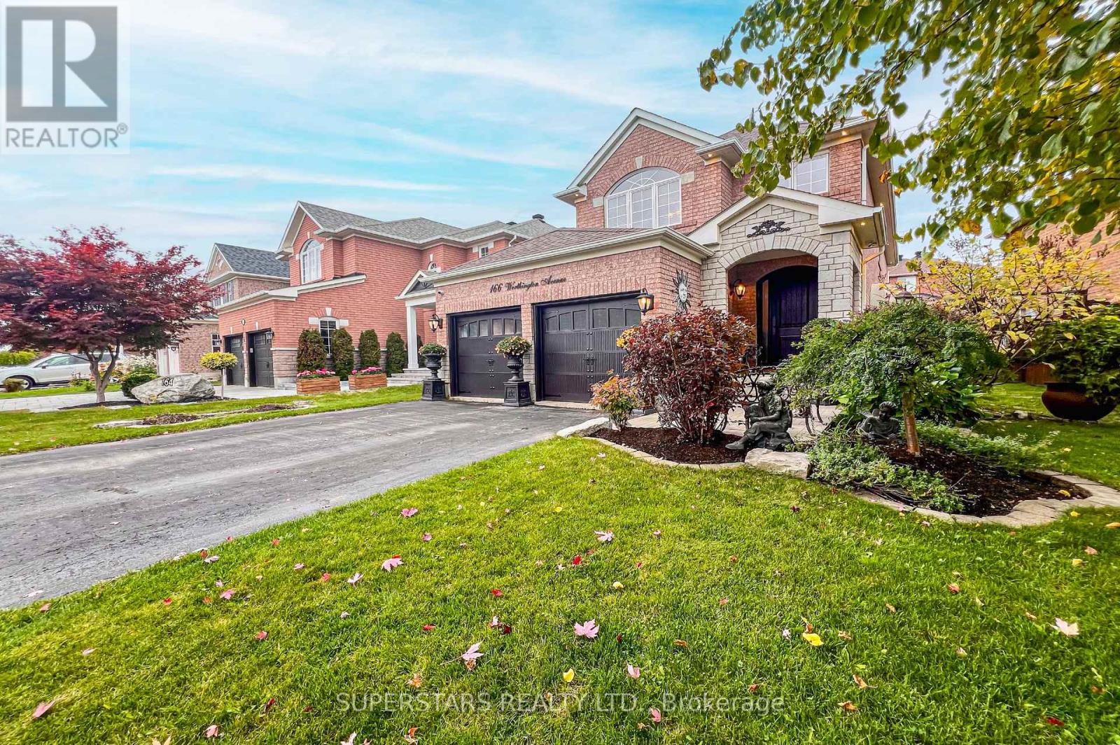 166 Worthington Avenue, Richmond Hill, Ontario  L4E 4N7 - Photo 2 - N12474718