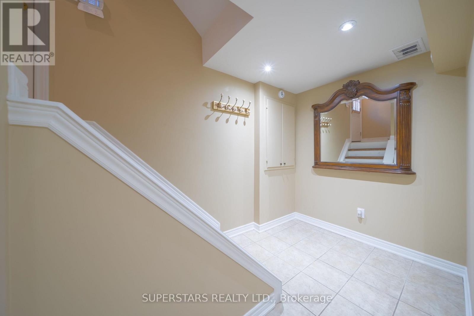 166 Worthington Avenue, Richmond Hill, Ontario  L4E 4N7 - Photo 37 - N12474718