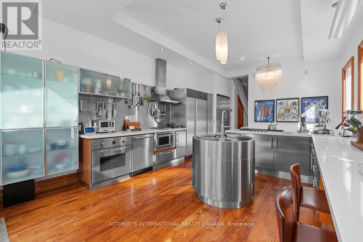 114 Margueretta Street, Toronto, Ontario  M6H 3S3 - Photo 16 - C12474751