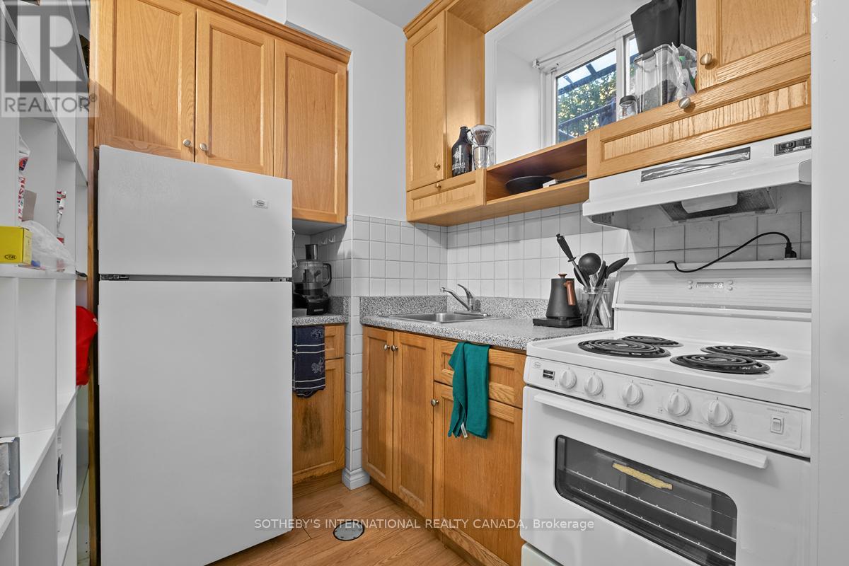 114 Margueretta Street, Toronto, Ontario  M6H 3S3 - Photo 44 - C12474751