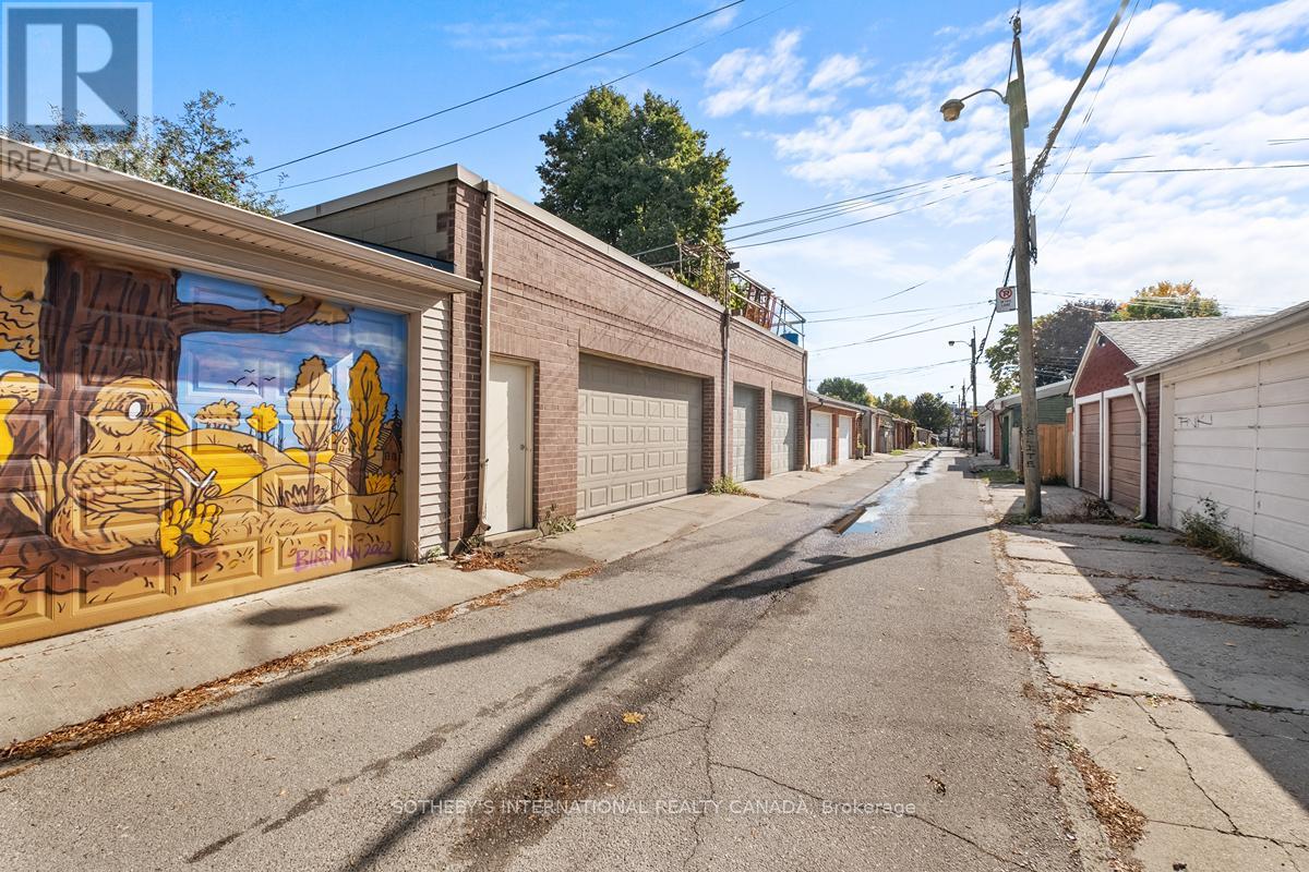 114 Margueretta Street, Toronto, Ontario  M6H 3S3 - Photo 49 - C12474751