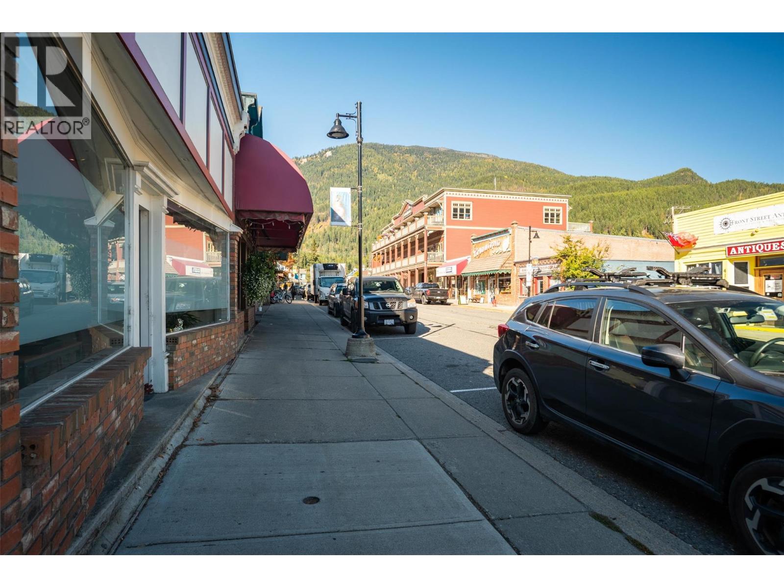 415 Front Street, Kaslo, British Columbia  V0G 1M0 - Photo 5 - 10365811