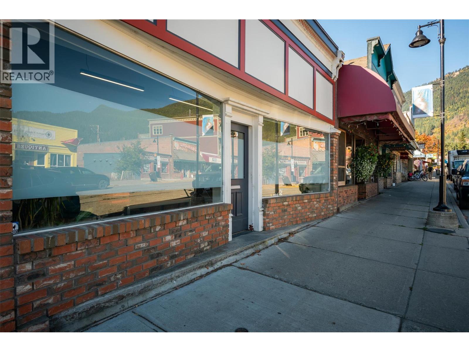 415 Front Street, Kaslo, British Columbia  V0G 1M0 - Photo 6 - 10365811
