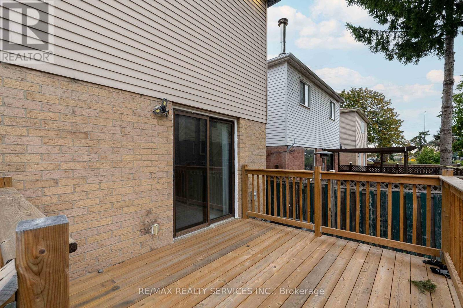 Upper - 4354 Waterford Crescent, Mississauga, Ontario  L5R 2B2 - Photo 20 - W12474700