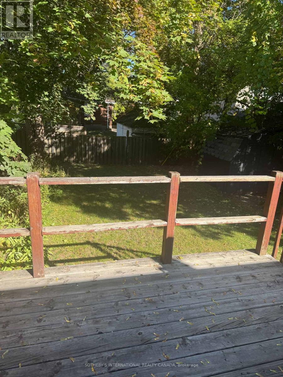 931 Royal York Road, Toronto, Ontario  M8Y 2V8 - Photo 7 - W12474701