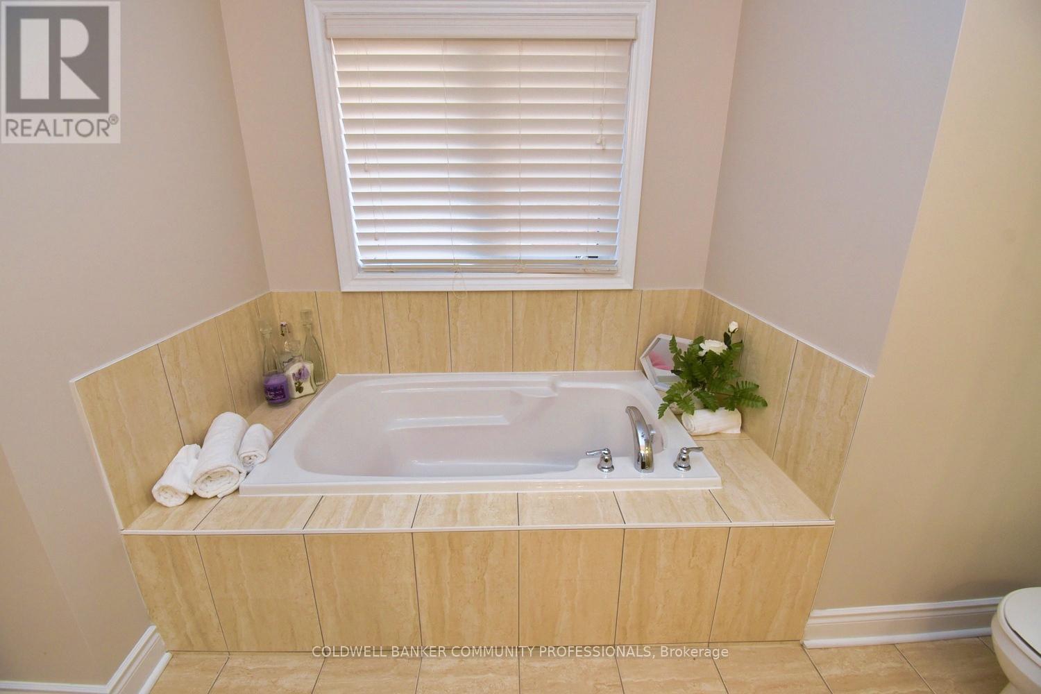 5 Dillon Drive, Brampton, Ontario  L6X 3B6 - Photo 26 - W12474743