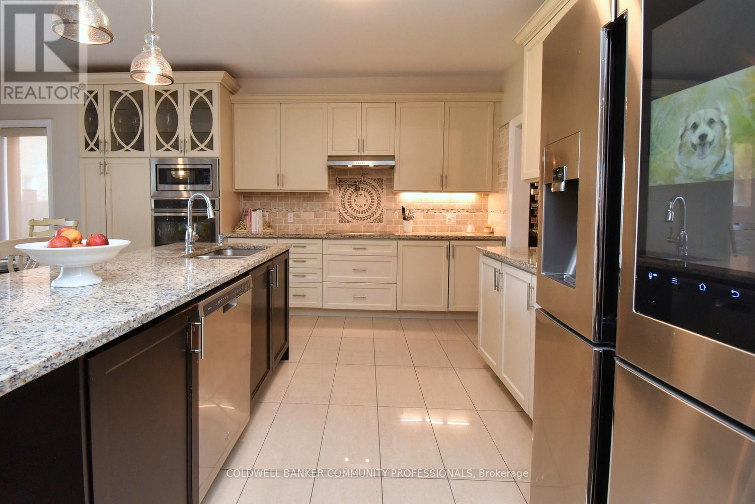 5 Dillon Drive, Brampton, Ontario  L6X 3B6 - Photo 8 - W12474743