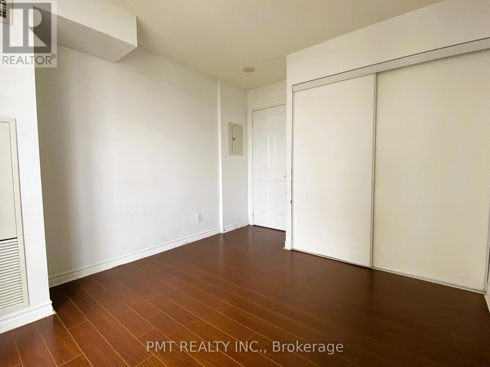 2203 - 5 Michael Power Place, Toronto, Ontario  M9A 0A3 - Photo 18 - W12474744