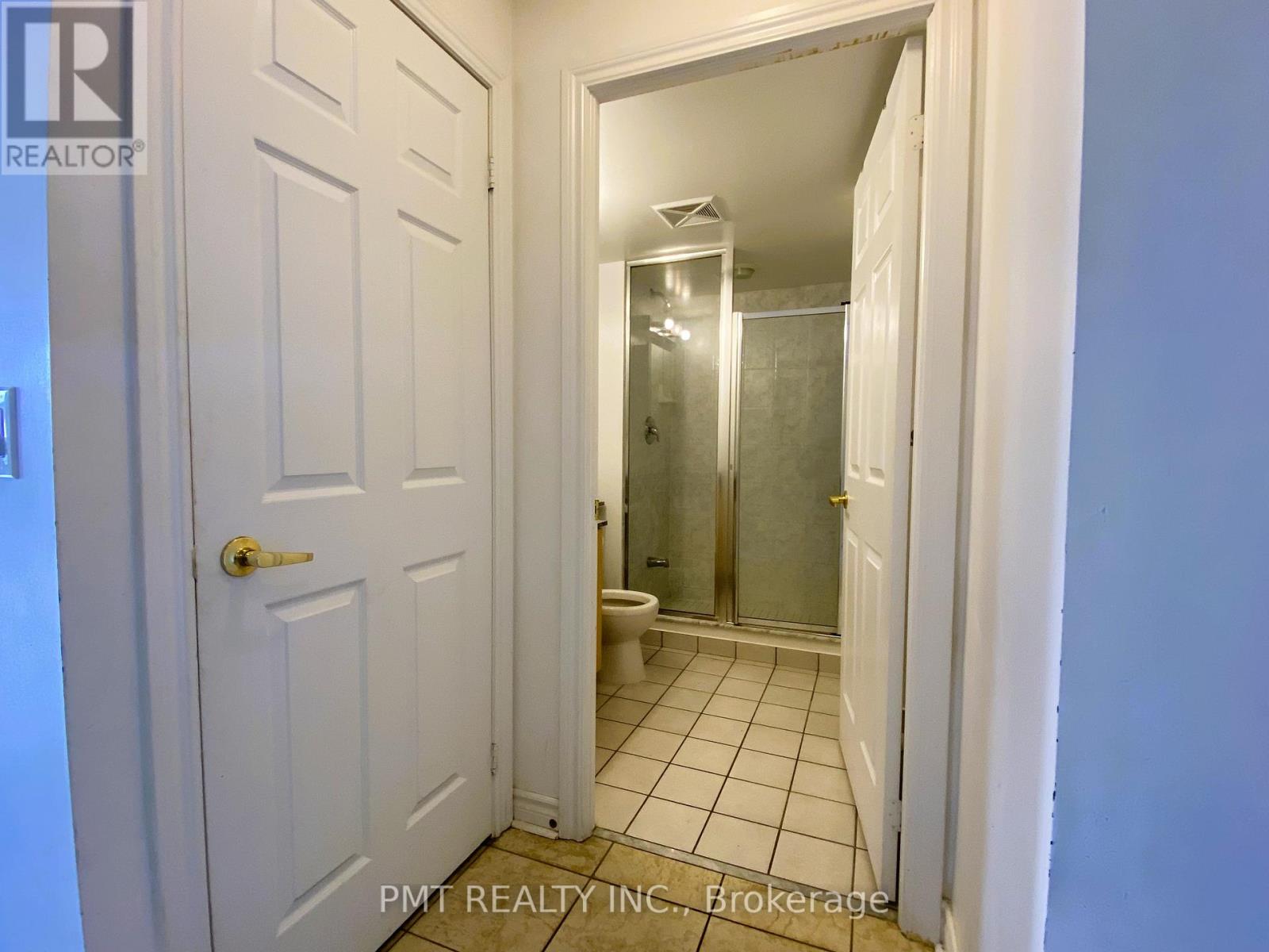2203 - 5 Michael Power Place, Toronto, Ontario  M9A 0A3 - Photo 20 - W12474744