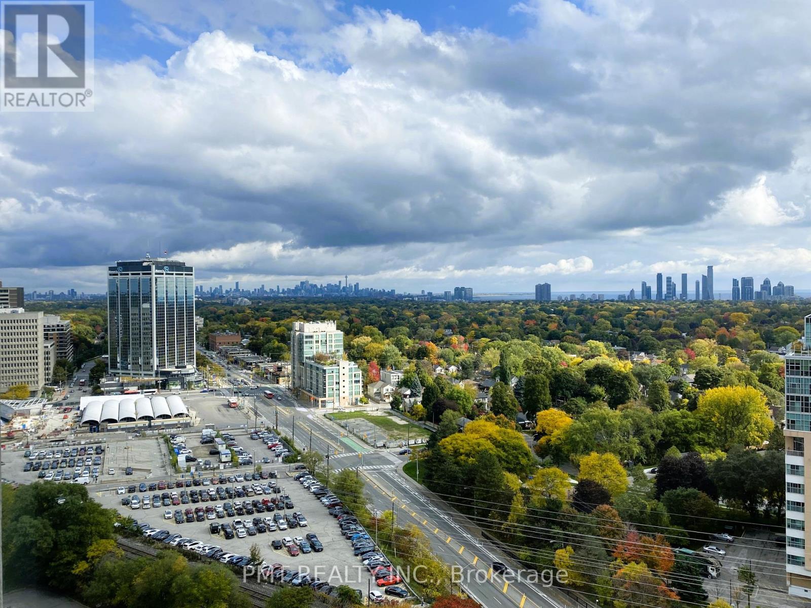 2203 - 5 Michael Power Place, Toronto, Ontario  M9A 0A3 - Photo 23 - W12474744
