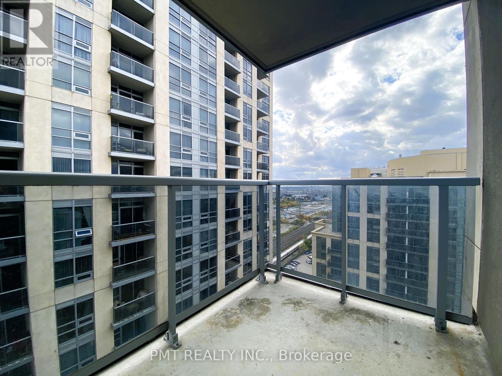 2203 - 5 Michael Power Place, Toronto, Ontario  M9A 0A3 - Photo 24 - W12474744