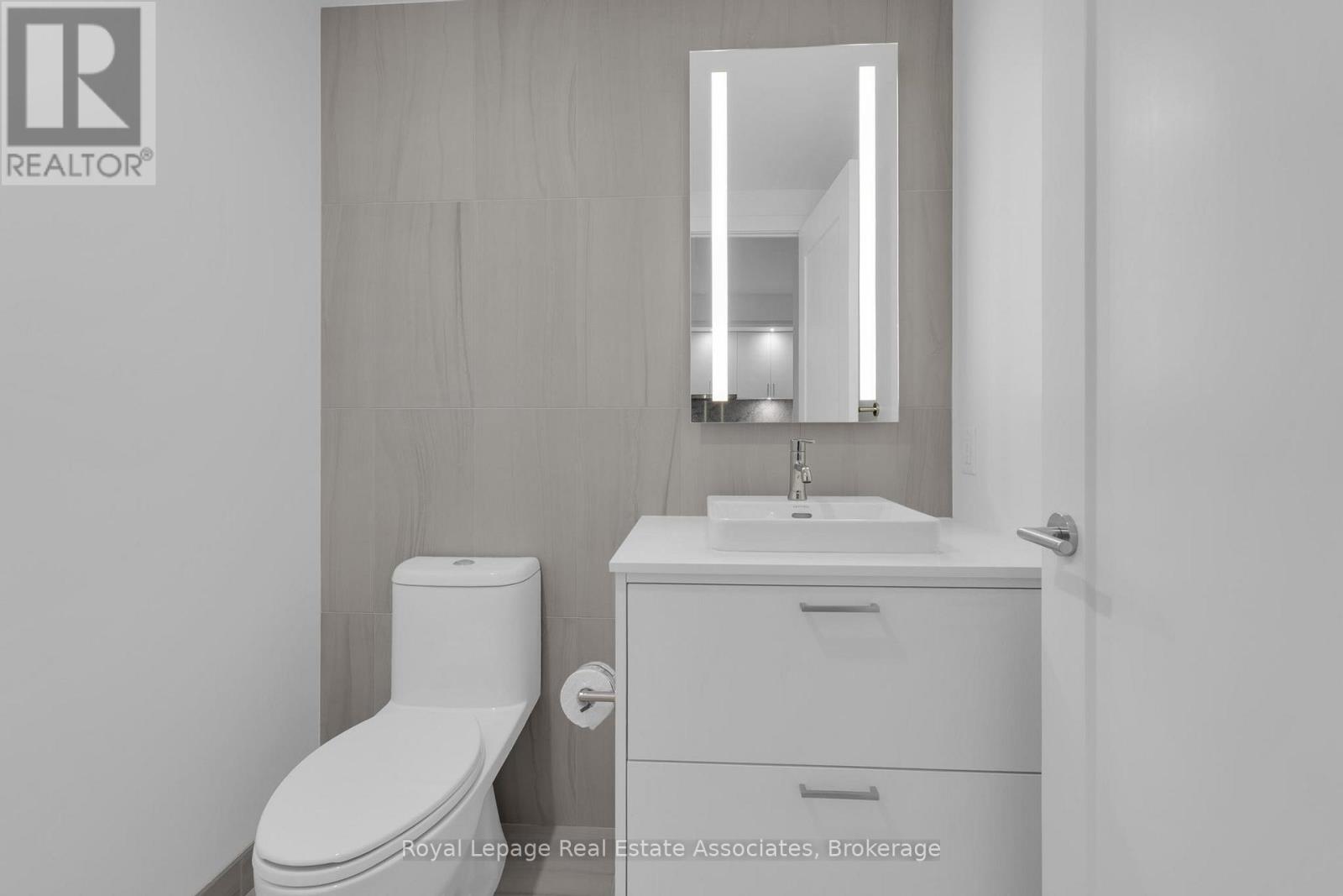 414 - 259 The Kingsway, Toronto, Ontario  M9A 0G2 - Photo 15 - W12474747