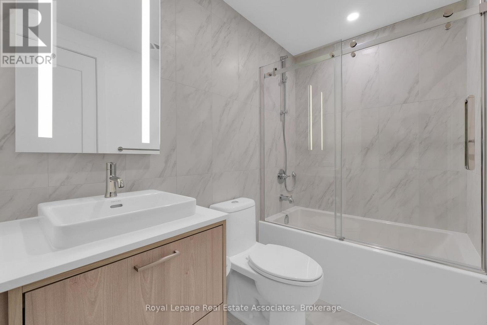 414 - 259 The Kingsway, Toronto, Ontario  M9A 0G2 - Photo 16 - W12474747