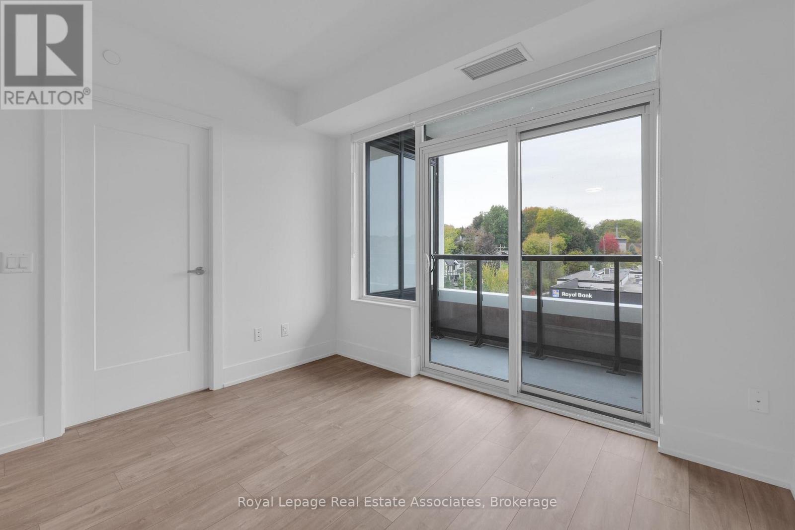414 - 259 The Kingsway, Toronto, Ontario  M9A 0G2 - Photo 6 - W12474747