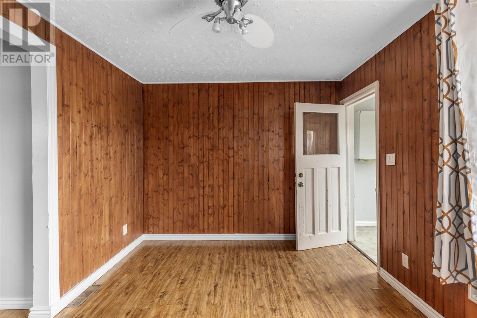 561 Wellington St W, Sault Ste. Marie, Ontario  P6C 3T8 - Photo 8 - SM251557