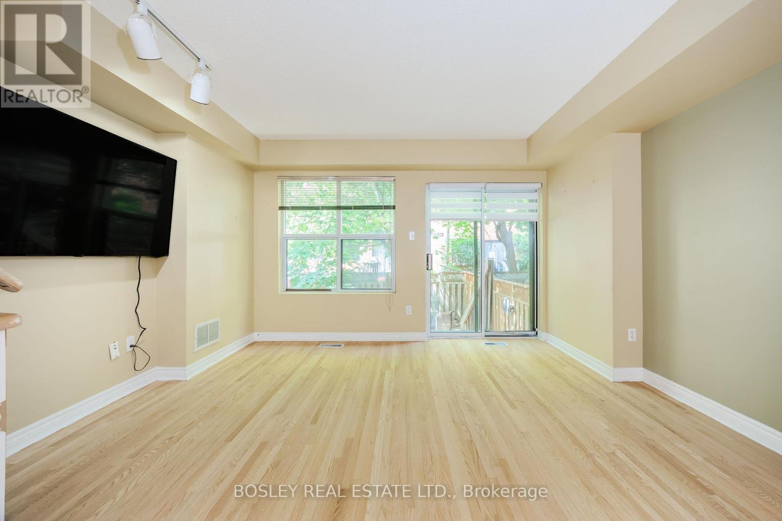 186 Milan Street, Toronto, Ontario  M5A 3Z6 - Photo 11 - C12293849