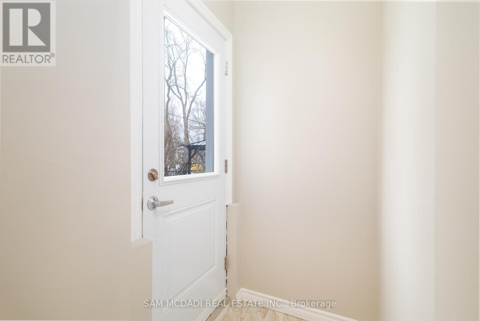 Lower - 606 Drymen Crescent, Mississauga (Mineola), Ontario  L5G 2P1 - Photo 14 - W12463782
