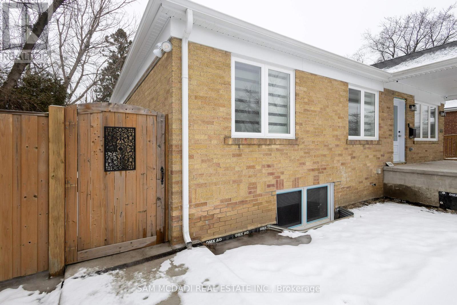 Lower - 606 Drymen Crescent, Mississauga (Mineola), Ontario  L5G 2P1 - Photo 21 - W12463782