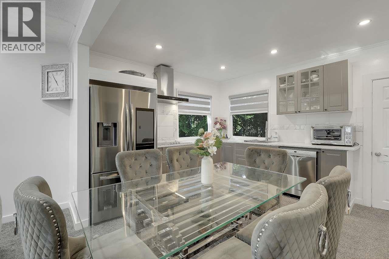 7822 Willard Street, Burnaby, British Columbia  V3N 2W5 - Photo 4 - R3055193