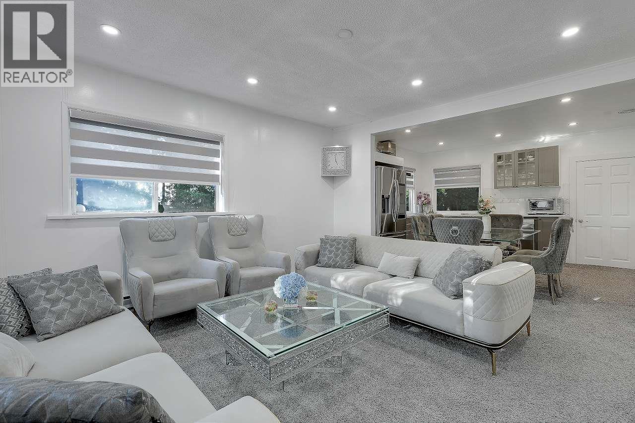 7822 Willard Street, Burnaby, British Columbia  V3N 2W5 - Photo 10 - R3055193