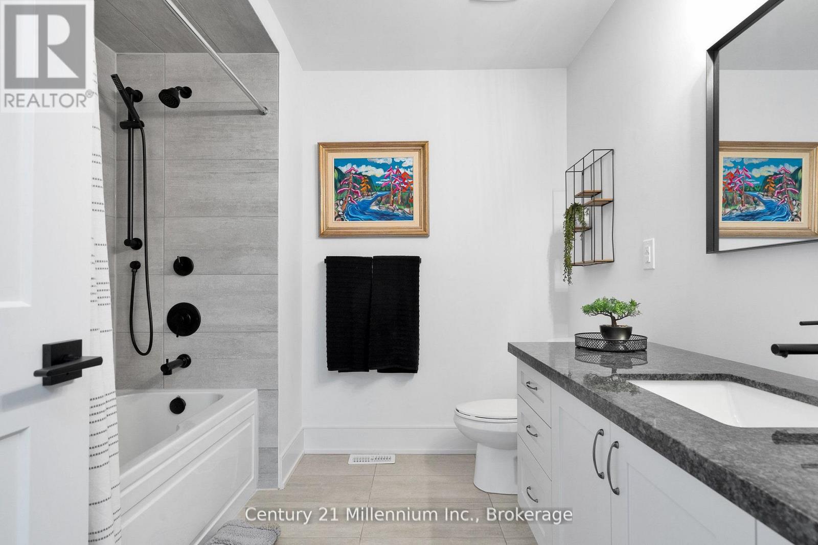 117 Tekiah Road, Blue Mountains, Ontario  N0H 1J0 - Photo 30 - X12474780