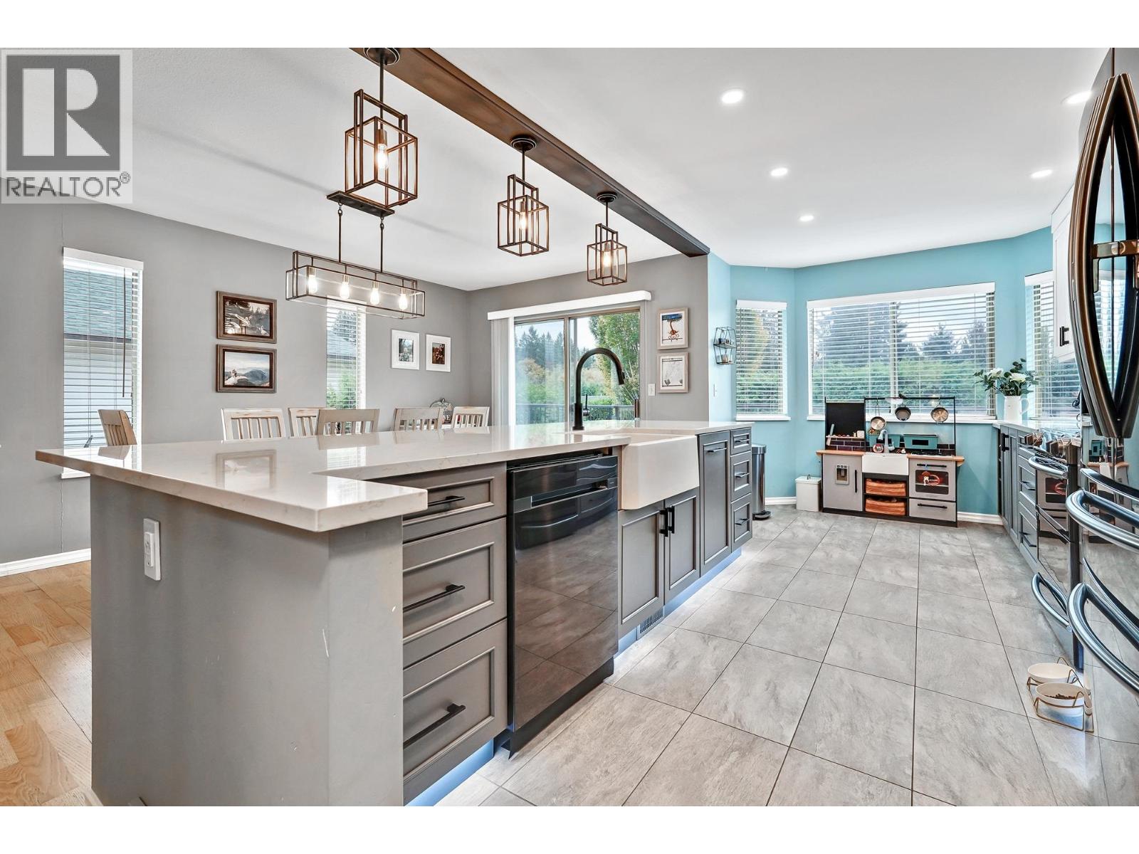 24810 118b Avenue, Maple Ridge, British Columbia  V4R 1Z2 - Photo 8 - R3059406