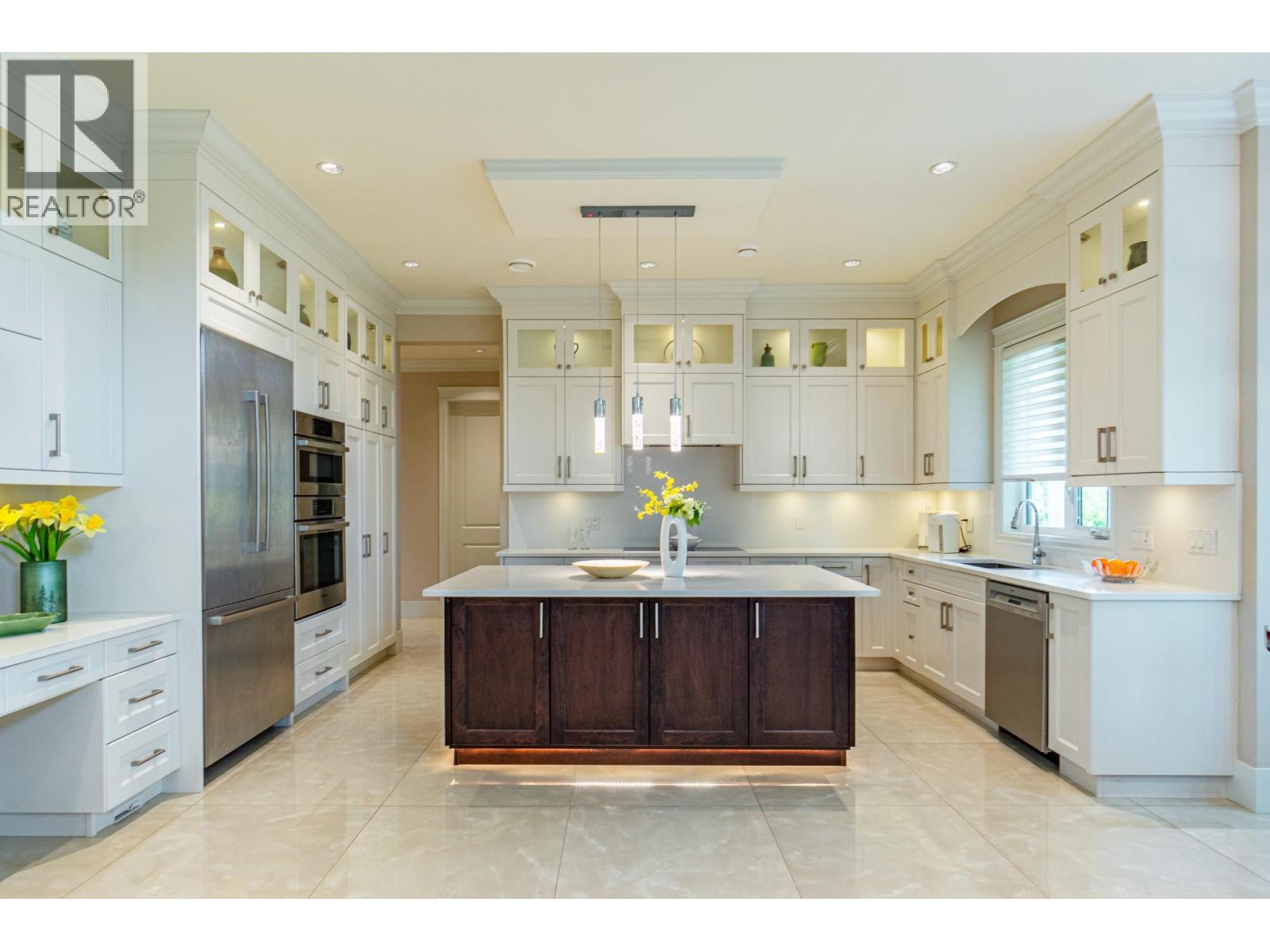 Listing Picture 16 of 31 : 9191 OAKMOND ROAD, Richmond / 烈治文 - 魯藝地產 Yvonne Lu Group - MLS Medallion Club Member