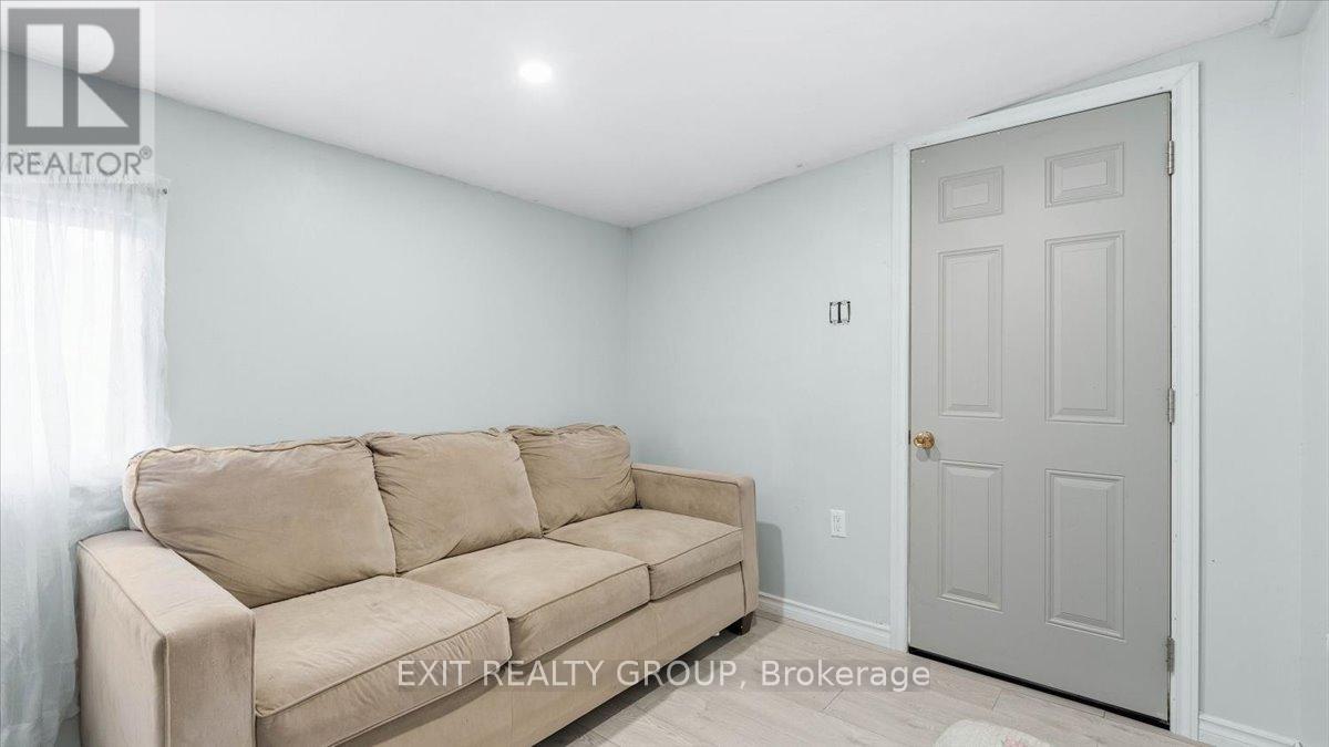 19 Ramsay Avenue, Quinte West, Ontario  K8V 2P6 - Photo 17 - X12474801