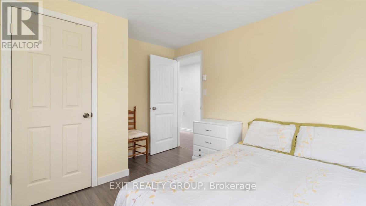 19 Ramsay Avenue, Quinte West, Ontario  K8V 2P6 - Photo 24 - X12474801