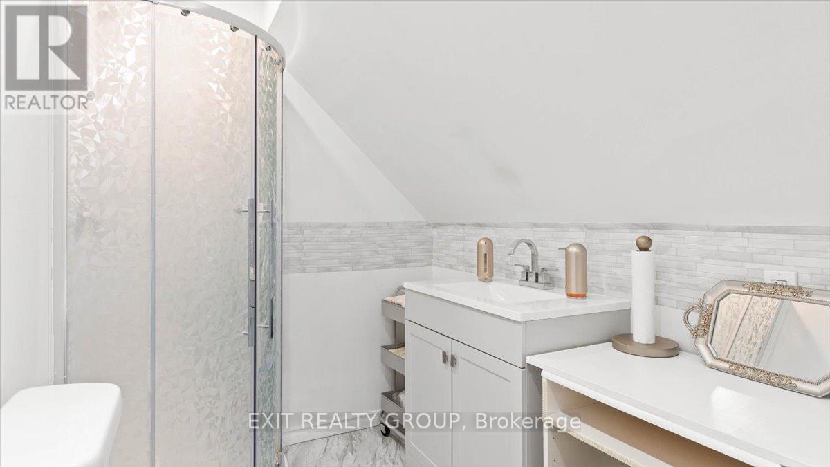 19 Ramsay Avenue, Quinte West, Ontario  K8V 2P6 - Photo 26 - X12474801