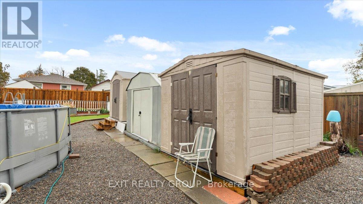 19 Ramsay Avenue, Quinte West, Ontario  K8V 2P6 - Photo 37 - X12474801