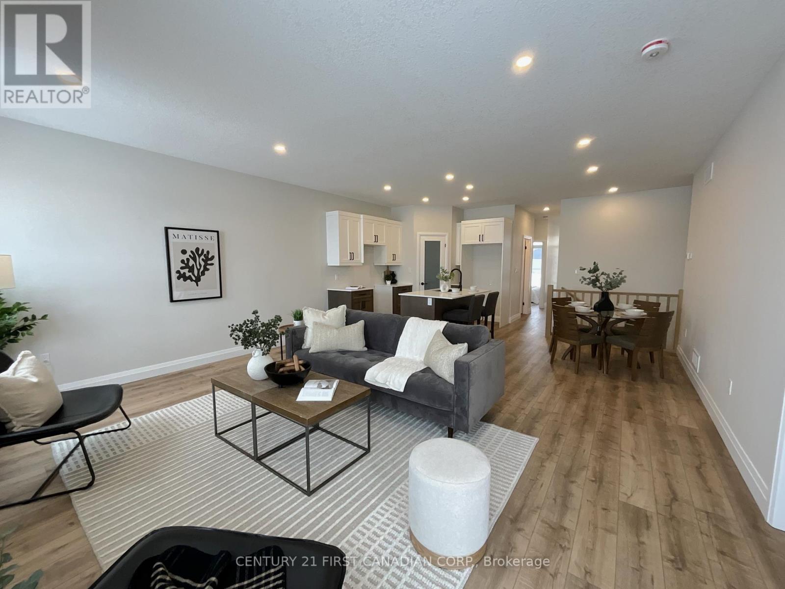 56 Postma Crescent, North Middlesex, Ontario  N0M 1A0 - Photo 21 - X12474821