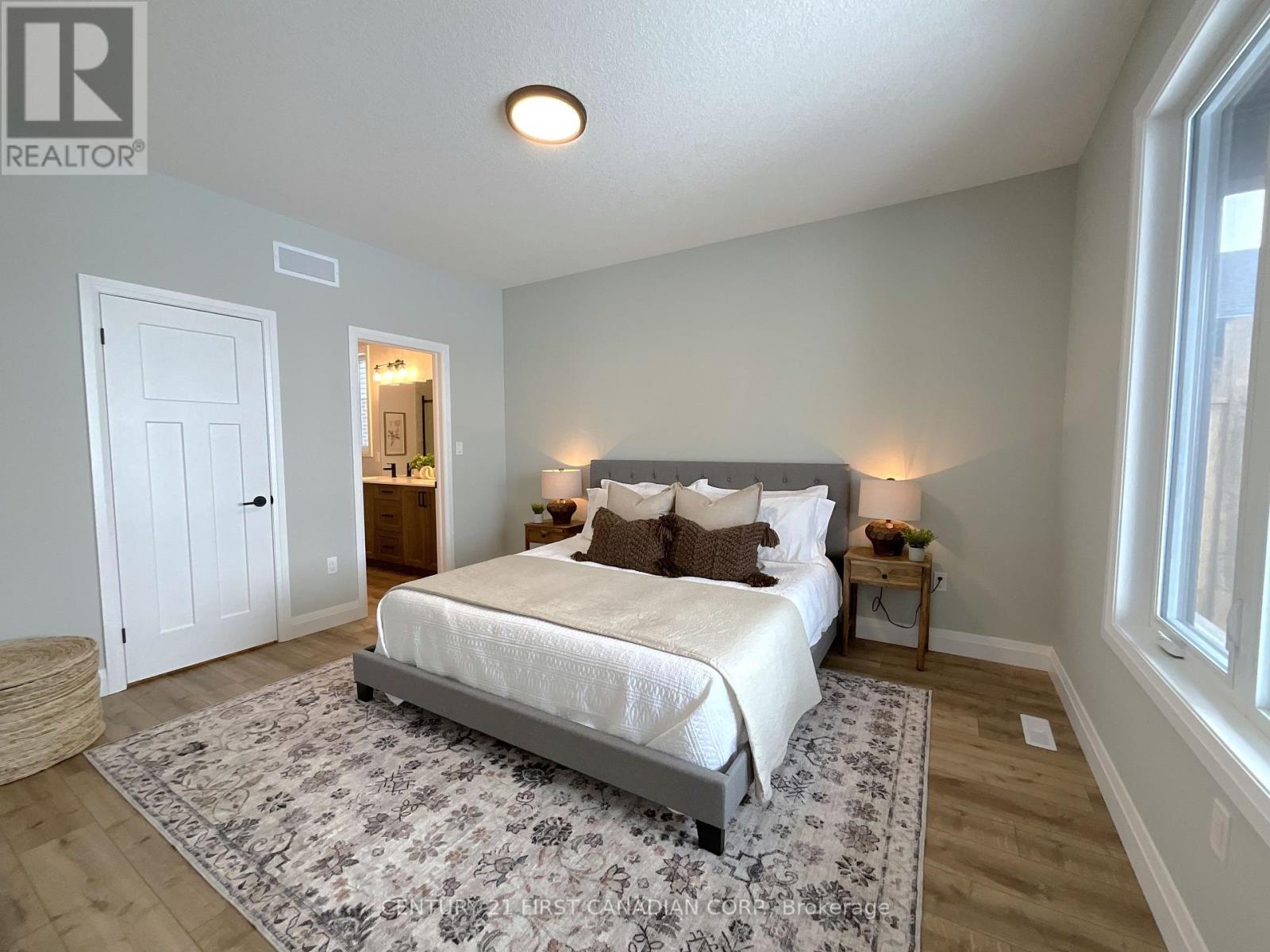 56 Postma Crescent, North Middlesex, Ontario  N0M 1A0 - Photo 23 - X12474821