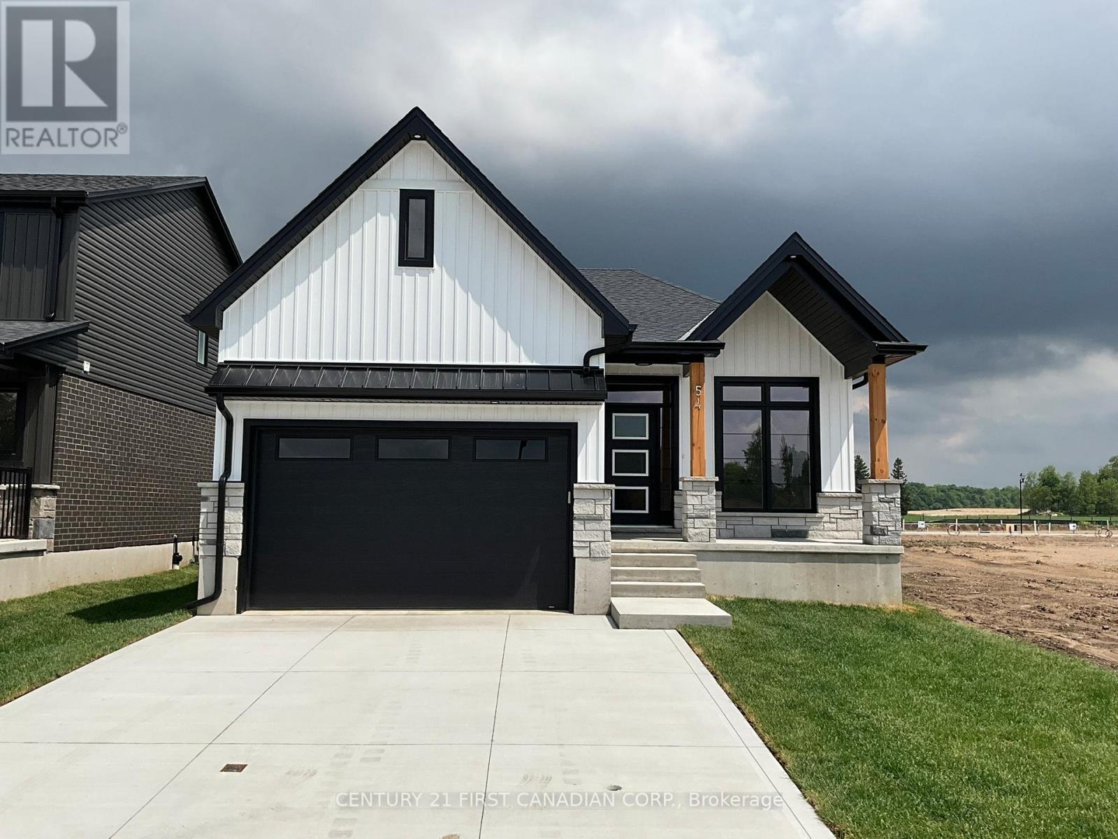 56 Postma Crescent, North Middlesex, Ontario  N0M 1A0 - Photo 3 - X12474821