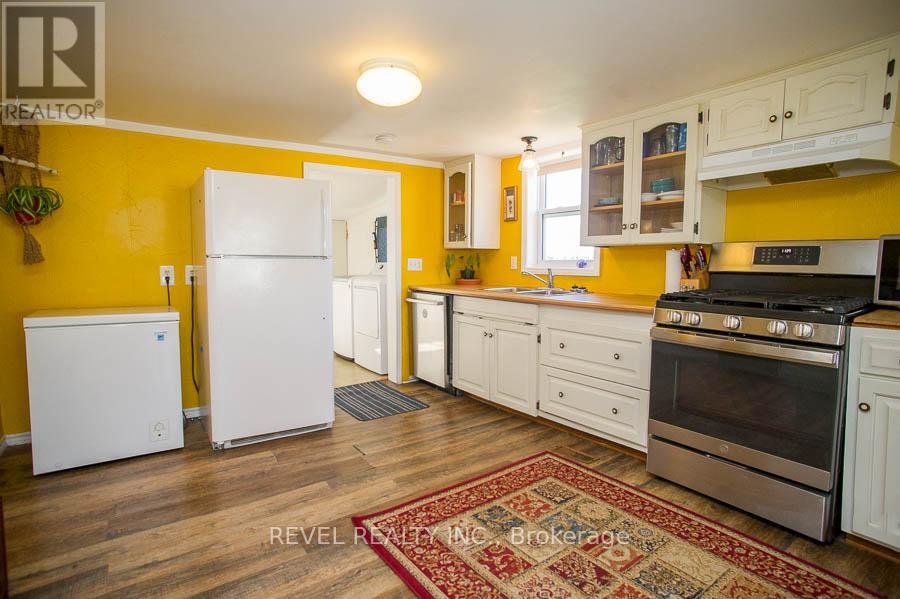 38 Queen Street W, Norfolk, Ontario  N0E 1P0 - Photo 11 - X12474699