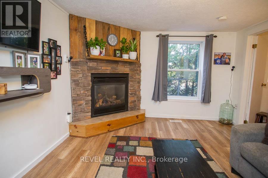 38 Queen Street W, Norfolk, Ontario  N0E 1P0 - Photo 13 - X12474699