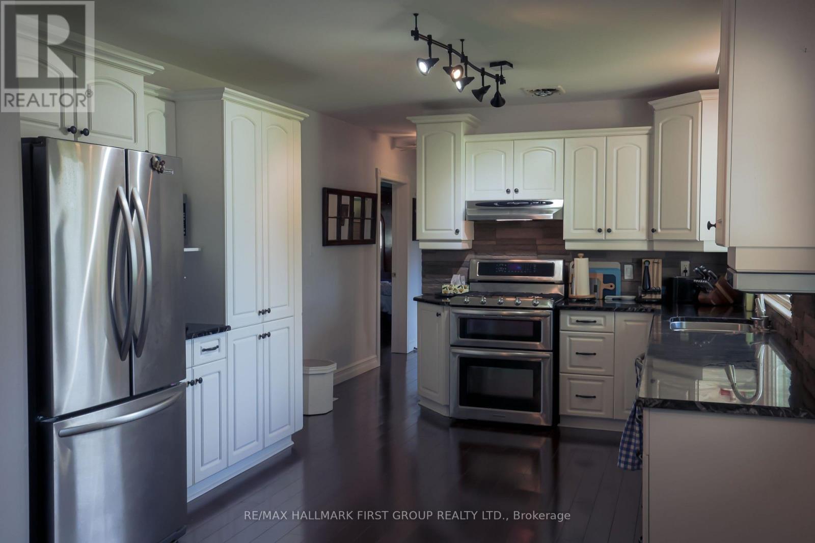1856 Sherbrooke Street W, Cavan Monaghan, Ontario  L0A 1G0 - Photo 8 - X12474707