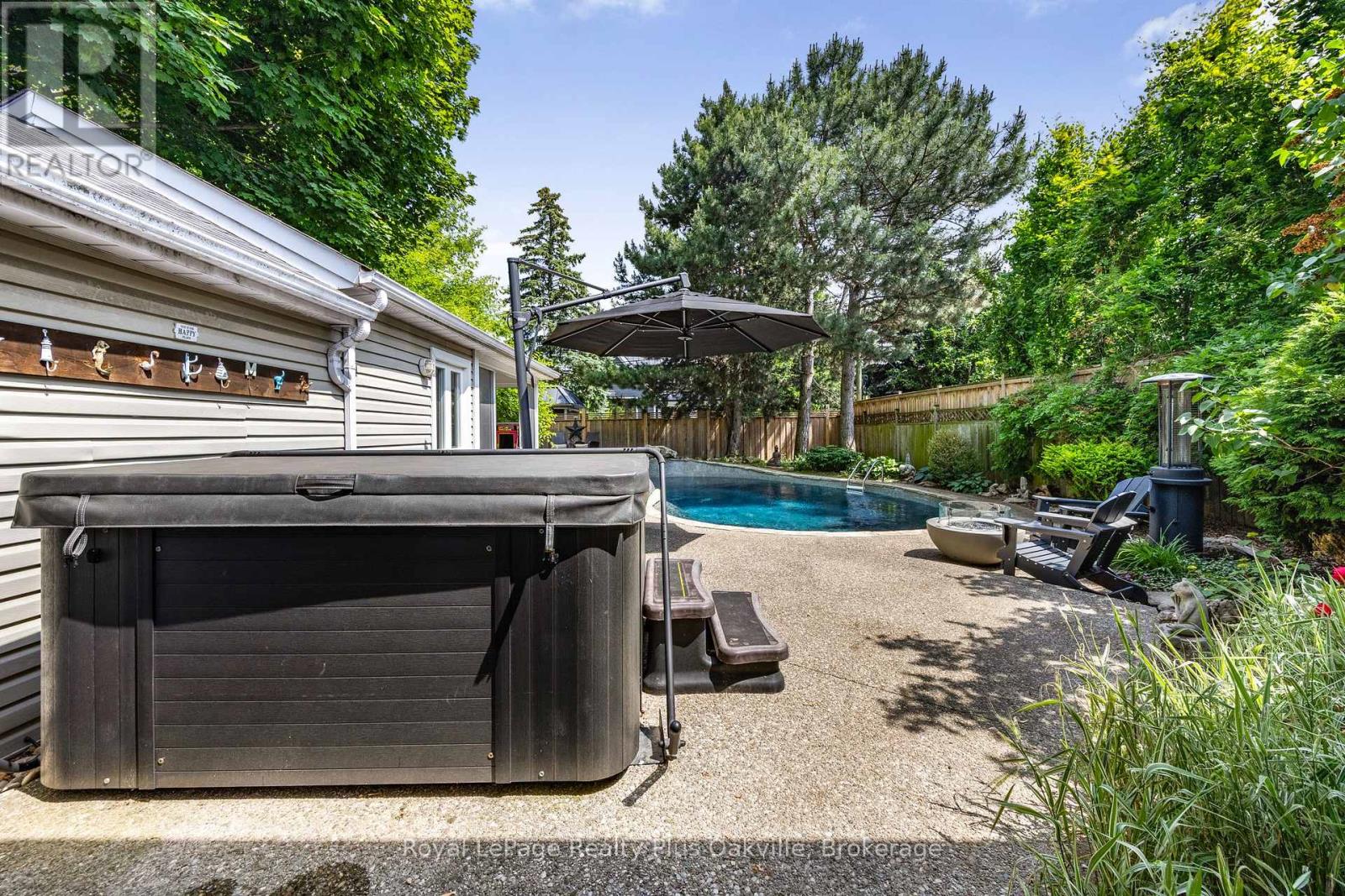 2386 Rebecca Street, Oakville, Ontario  L6L 2A9 - Photo 32 - W12474755