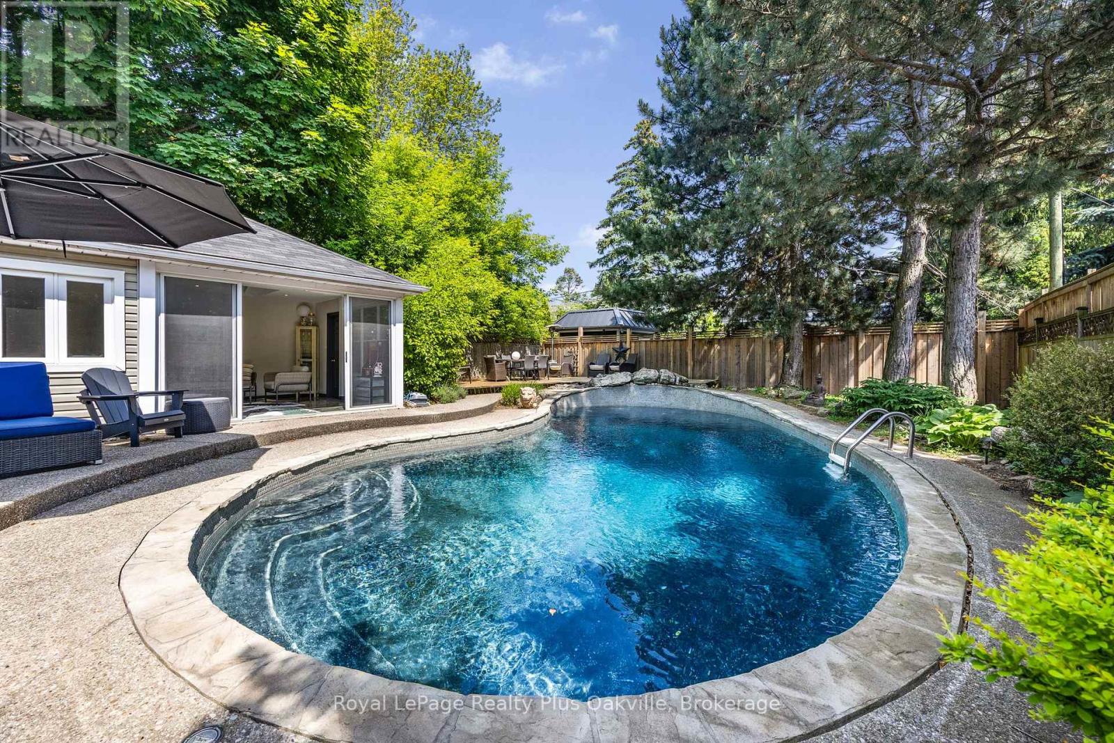 2386 Rebecca Street, Oakville, Ontario  L6L 2A9 - Photo 34 - W12474755
