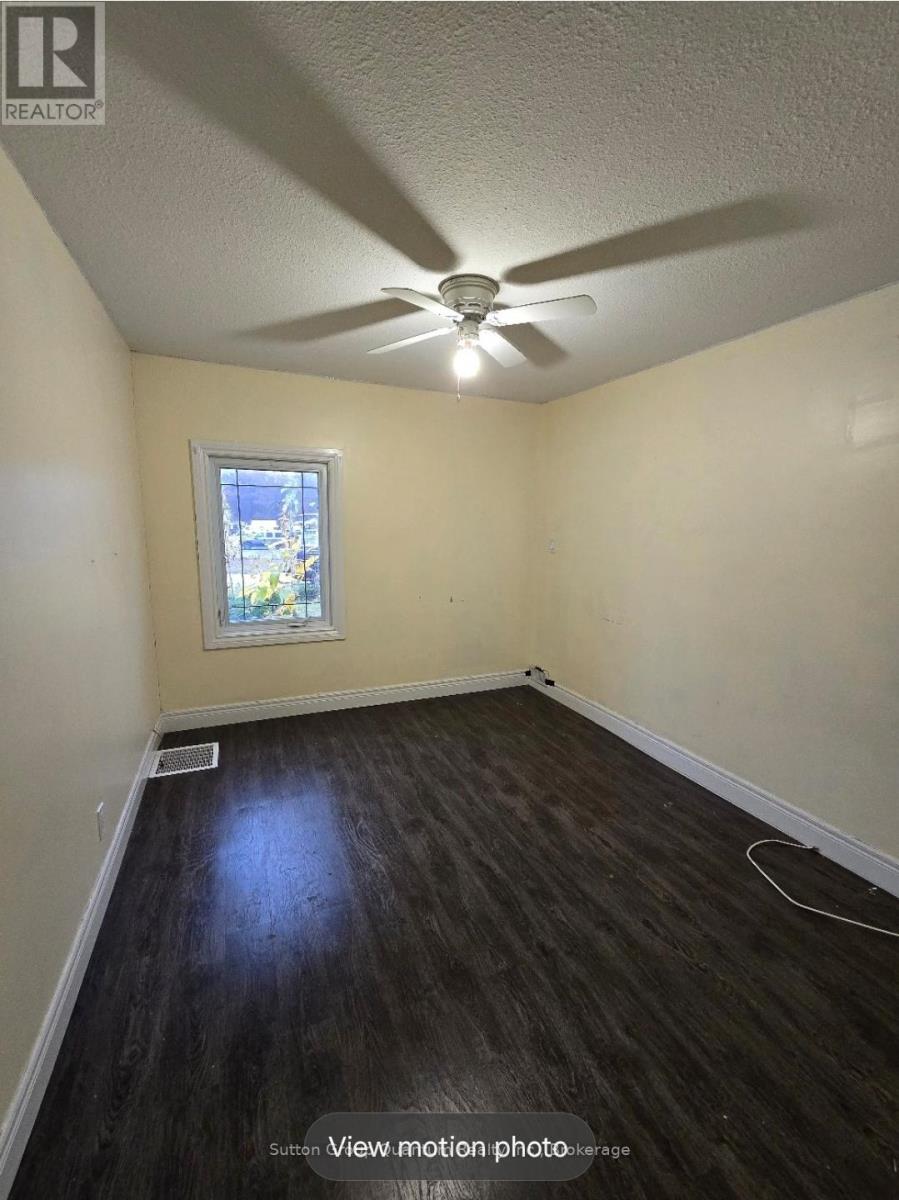 6189 Kister Road, Niagara Falls, Ontario  L2G 0B7 - Photo 7 - X12474812