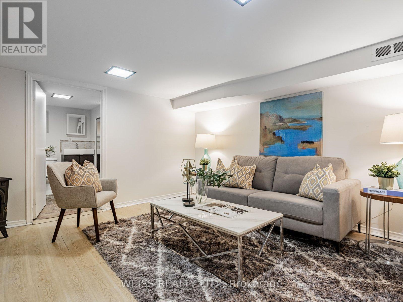 3 Khedive Avenue, Toronto, Ontario  M6A 2G1 - Photo 20 - C12474685