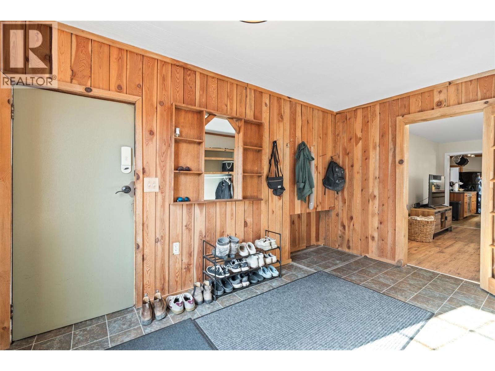310 Baird Avenue, Enderby, British Columbia  V4Y 4A2 - Photo 13 - 10366299