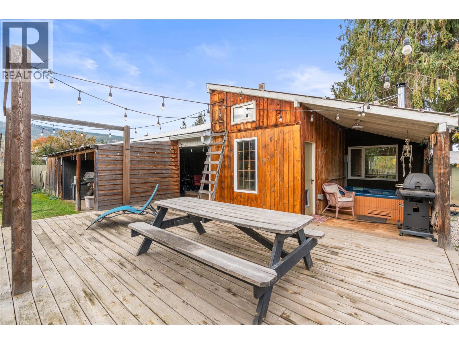 310 Baird Avenue, Enderby, British Columbia  V4Y 4A2 - Photo 39 - 10366299